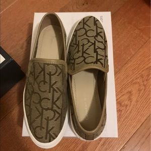 Calvin Klein Slip On Canvas Converse 6.5 summer